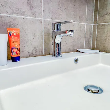 Daire Studio Cabine Renove Proche Mer 2 Et 2
